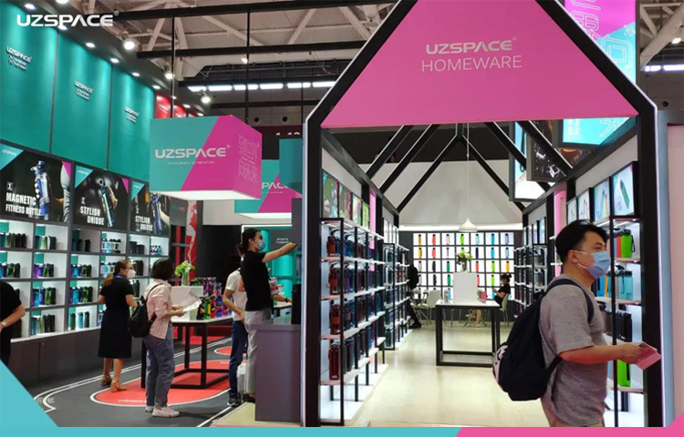 UZSPACEk8凯发水杯参加深圳礼品展，解锁礼品定制新功能